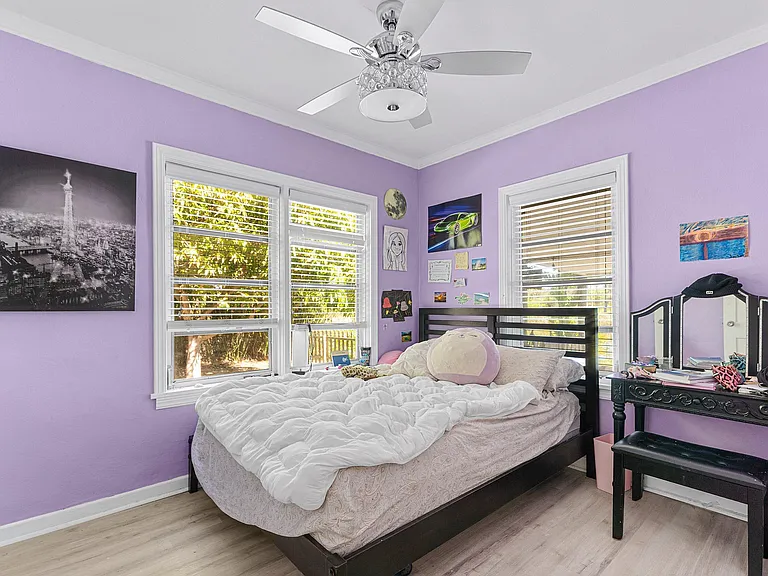 110 Wilson Rd — Photo 16