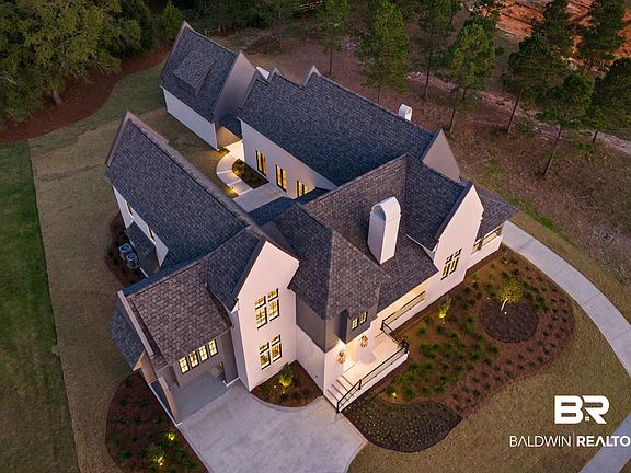 3rd image of 300 Powderhorn Ridge Rd