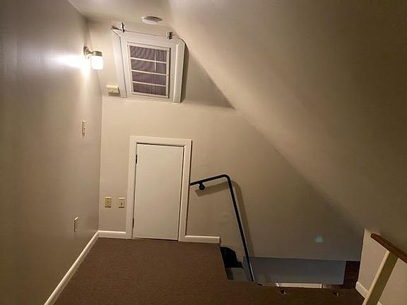 2nd image of 1413 Hill Rd APT 6