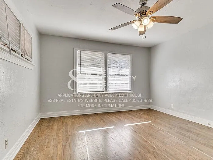 930 Miller Ave — Photo 31