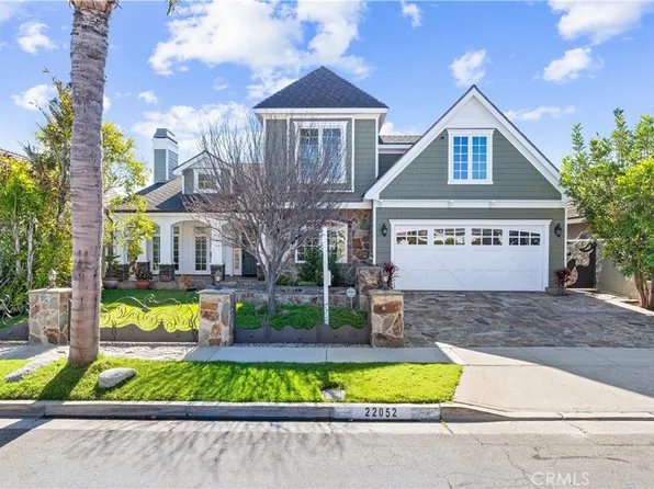 22052 Susan Ln, Huntington Beach, CA 92646
