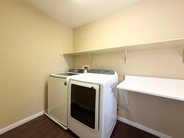 8540 Last Point Ave — Photo 12