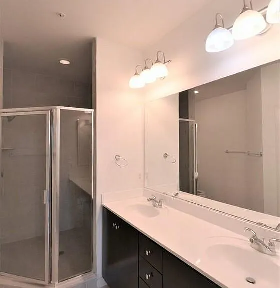 3009 District Ave — Photo 10
