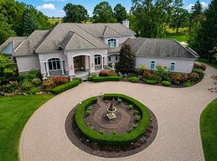 1777 Encore Ln, Ann Arbor, MI 48103