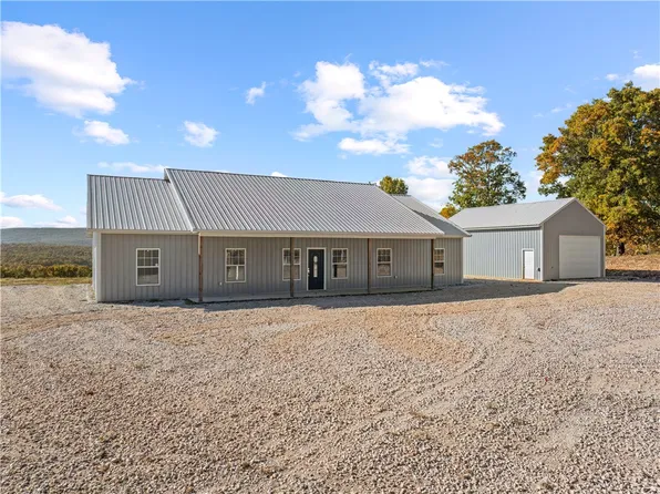 319 Cantwell Rd, Alpena, AR 72611