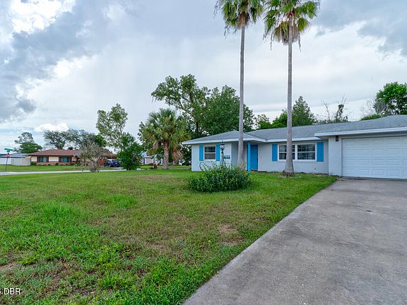 3rd image of 2465 Vespero St
