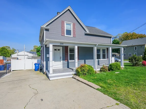 204 Lowell St, New Bedford, MA 02745