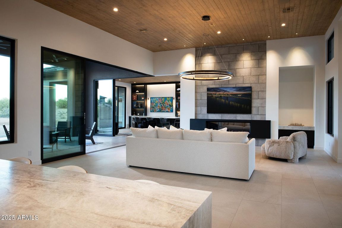 next background image