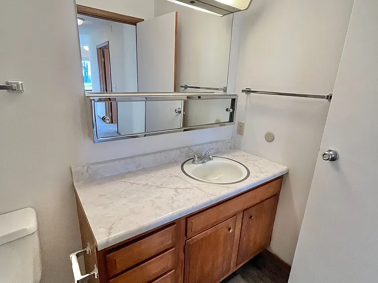 201 N Summit Ave — Photo 15