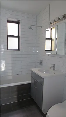 Rented by R New York | media 67