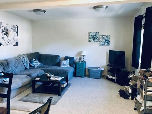 4th image of 127 E 13th Ave #1