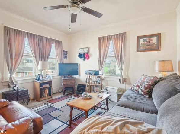 312 Longwood Ave, Bound Brook Boro, NJ 08805
