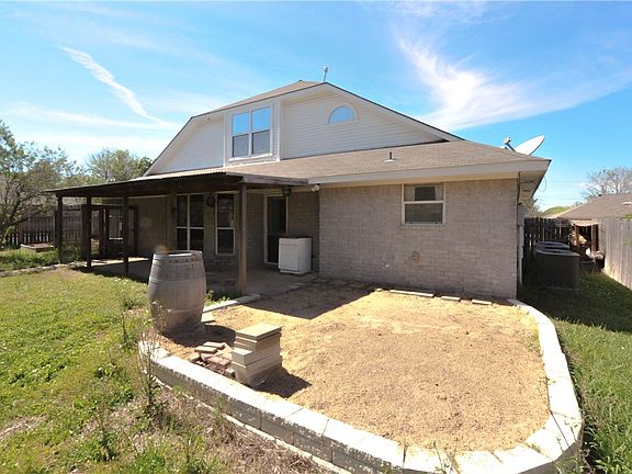 4th image of 1300 Skyline Ct