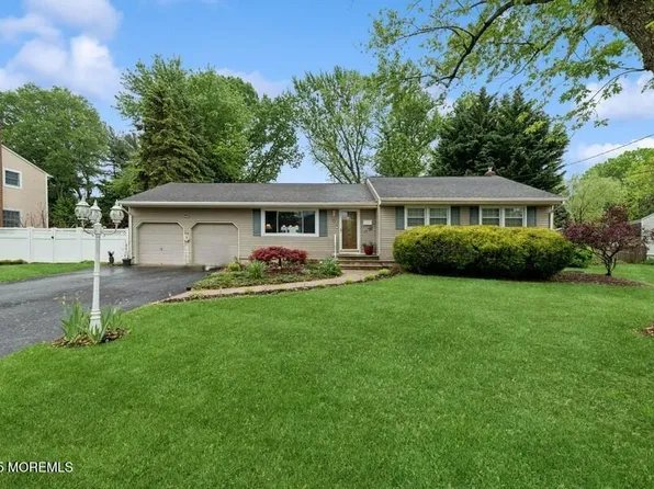 10 Crescent Road, Holmdel, NJ 07733