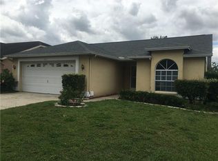 603 Sand Ridge Dr, Valrico, FL 33594