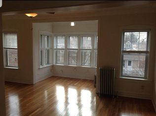 808 Carpenter Ave APT 2S, Oak Park, IL