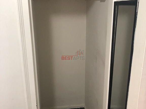 4th image of 330 E 43rd St APT 803