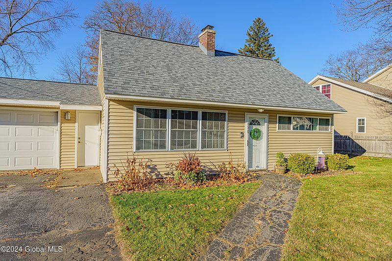 4th image of 935 Obrien Avenue