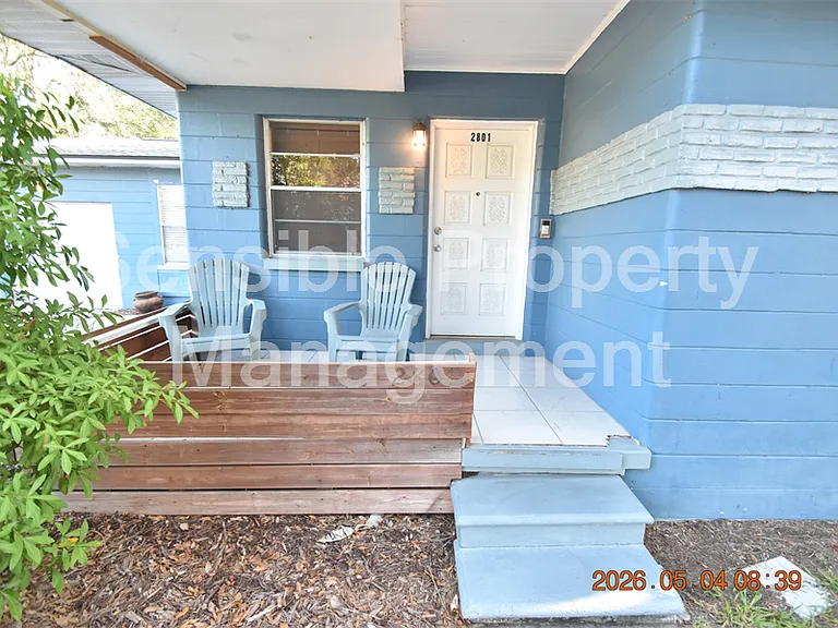 2801 Sanders Dr — Photo 33