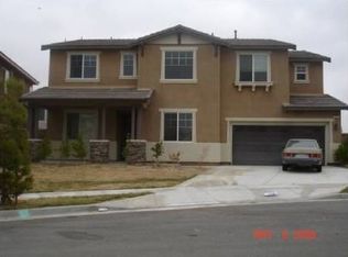 3020 Red Rubin Ct, Hemet, CA 92545