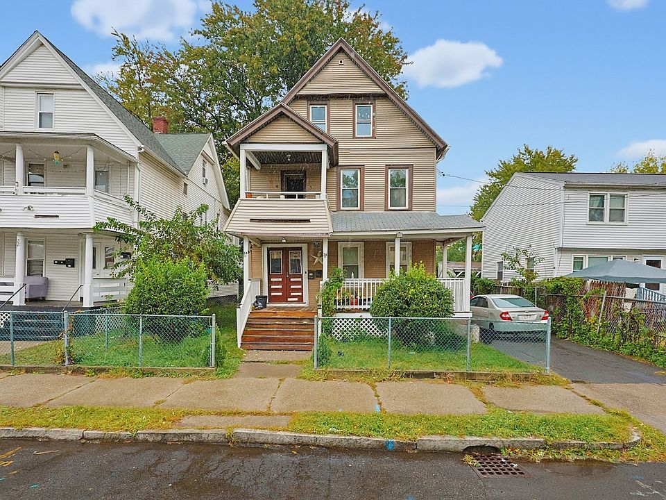 1st image of 24 Grove St #26