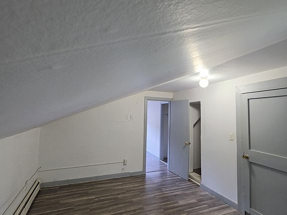 5th image of 3 Olney Rd #4