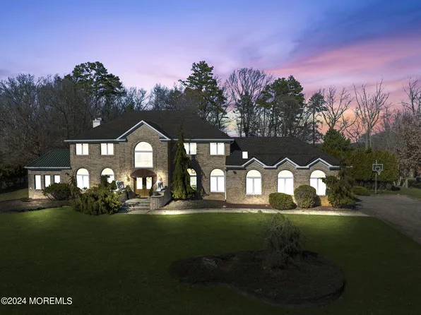 23 Statesboro Road, Freehold, NJ 07728