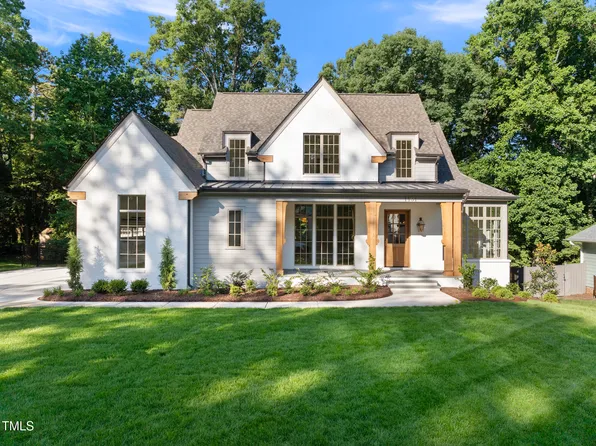 1101 Manchester Dr, Raleigh, NC 27609