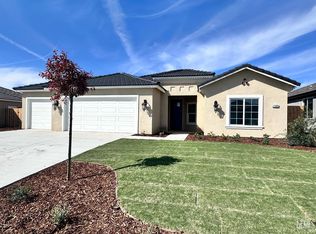 11028 Irontooth Ave, Bakersfield, CA 93311