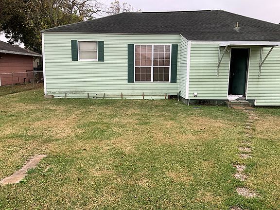 4th image of 3012 South Dr