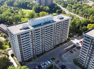 50 Inverlochy Blvd #810, Markham, ON L3T4T6