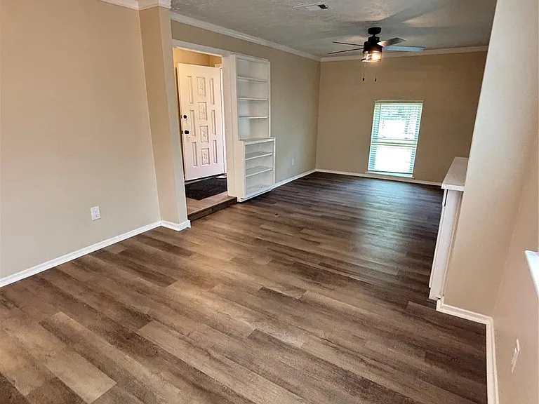 4526 McCleester Dr — Photo 10