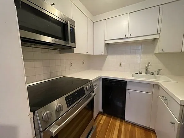 449 Beacon St #6 — Photo 14