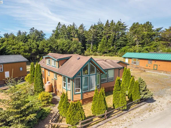 53877 Beach Loop Rd #2, Bandon, OR 97411