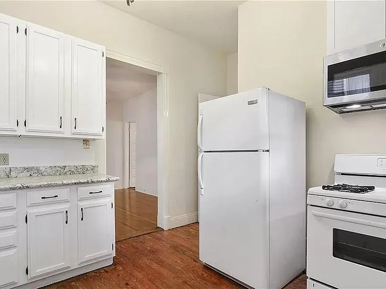 10 Neron Pl — Photo 9