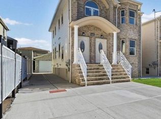 11521 143rd St #1, Jamaica, NY 11436