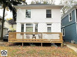 1111 1/2 Maple Pl, Fort Wayne, IN 46807