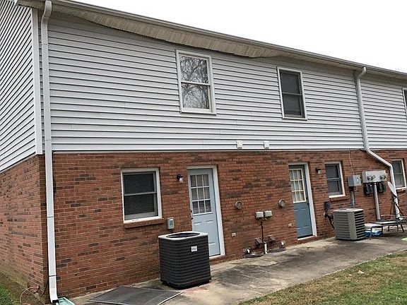 3rd image of 3472 Jondon Ln Unit H