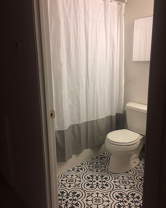 1st image of 1529 Green St