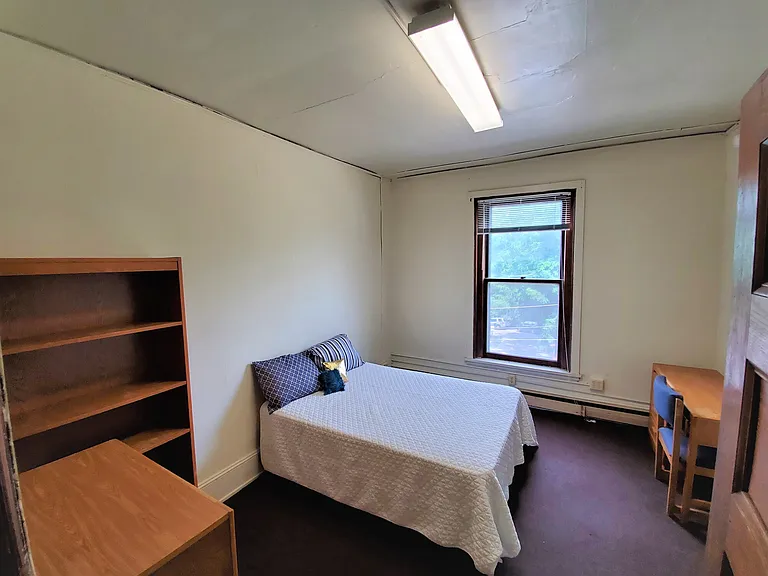Aces Apartments — Photo 89