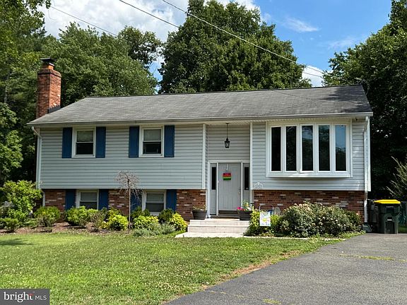 2nd image of 14923 Boydell Dr