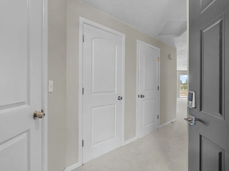 9815 Holly Dr #A305 — Photo 5