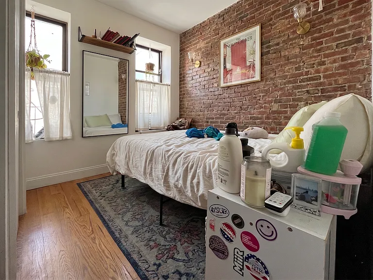 265 S 2nd St #17 — Photo 3