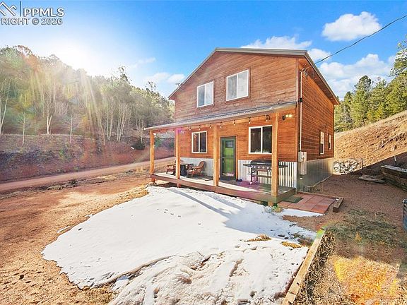 2nd image of 213 Willow Rd