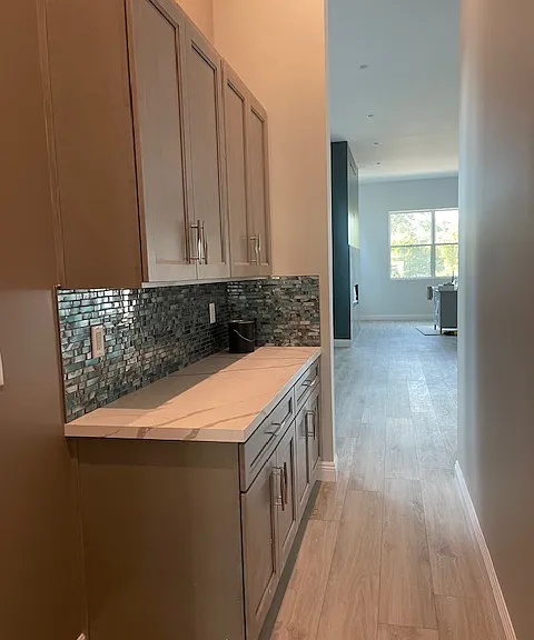 22518 Clarendon St — Photo 2