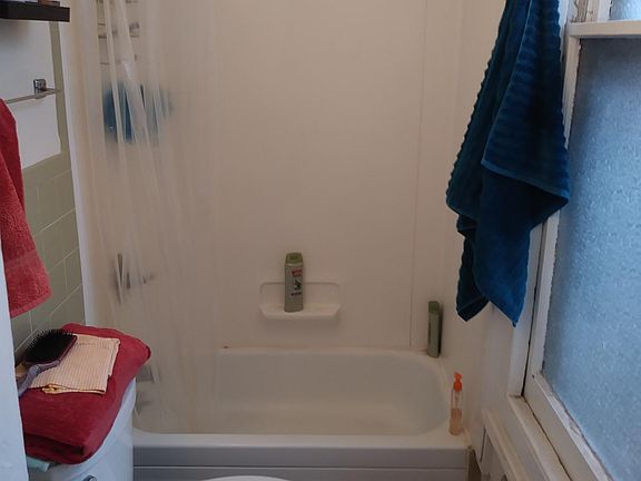 3rd image of 66 Lyon St #1