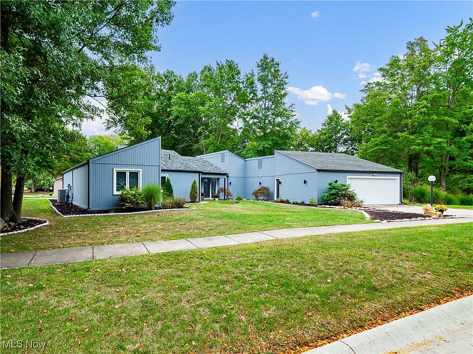 1st image of 22463 Rock Creek Cir