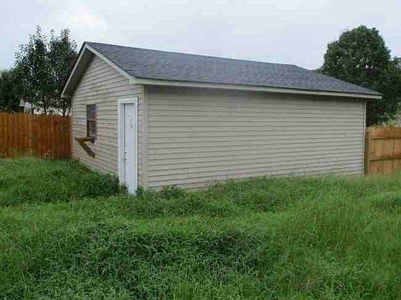 3rd image of 14200 Krestview Dr