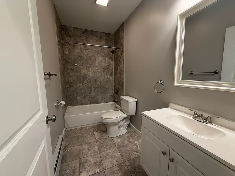 95 Mitchell St #1E — Photo 12