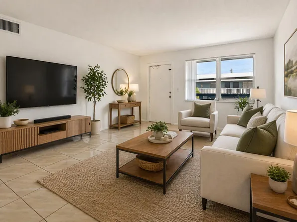 210 NE 38th St APT 14, Fort Lauderdale, FL 33334